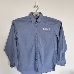 Red House Men’s Small Checked Blue and White Long Sleeve Button Down

Size L